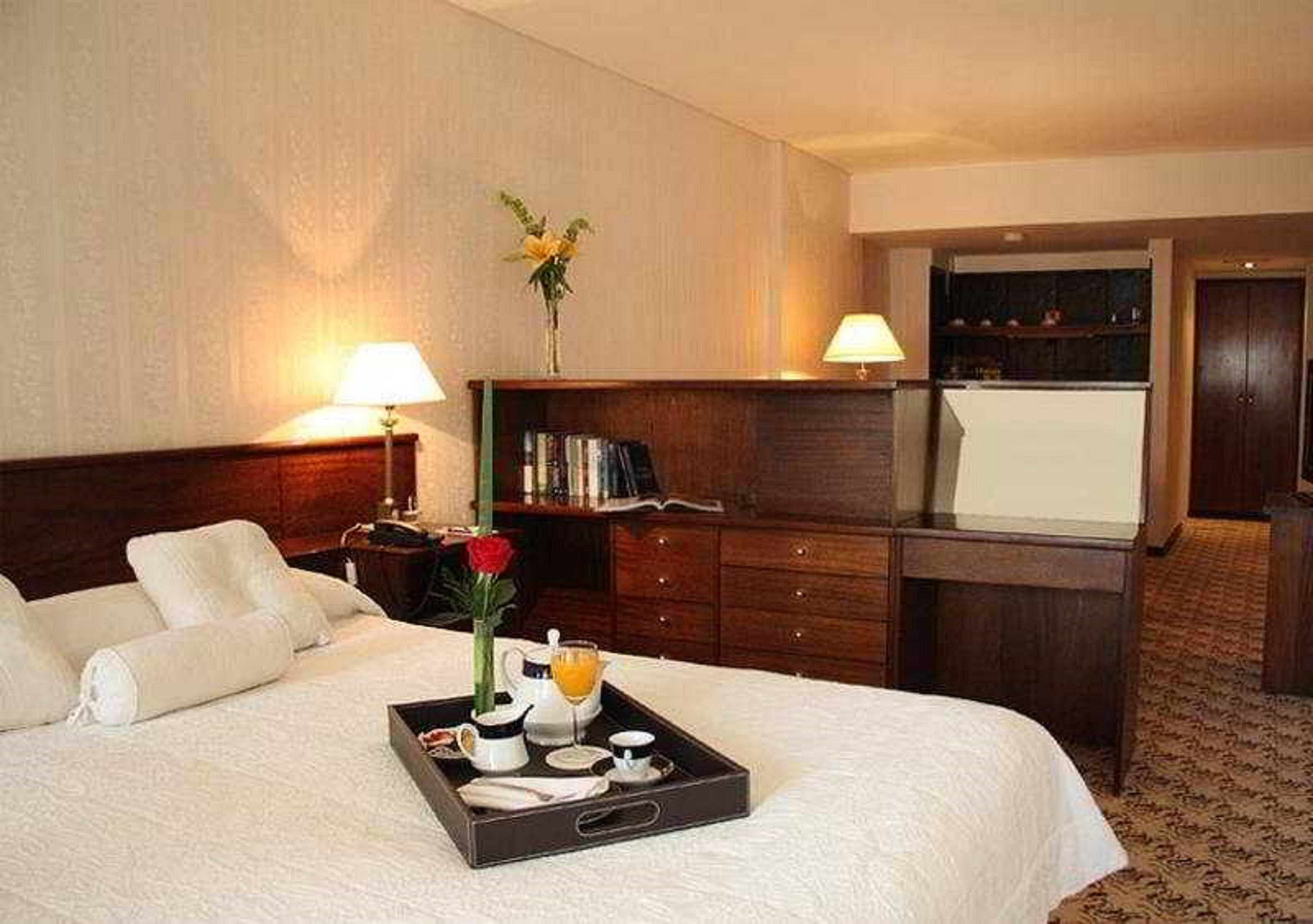 Feir'S Park Hotel & Rooftop Buenos Aires Esterno foto A room at the hotel