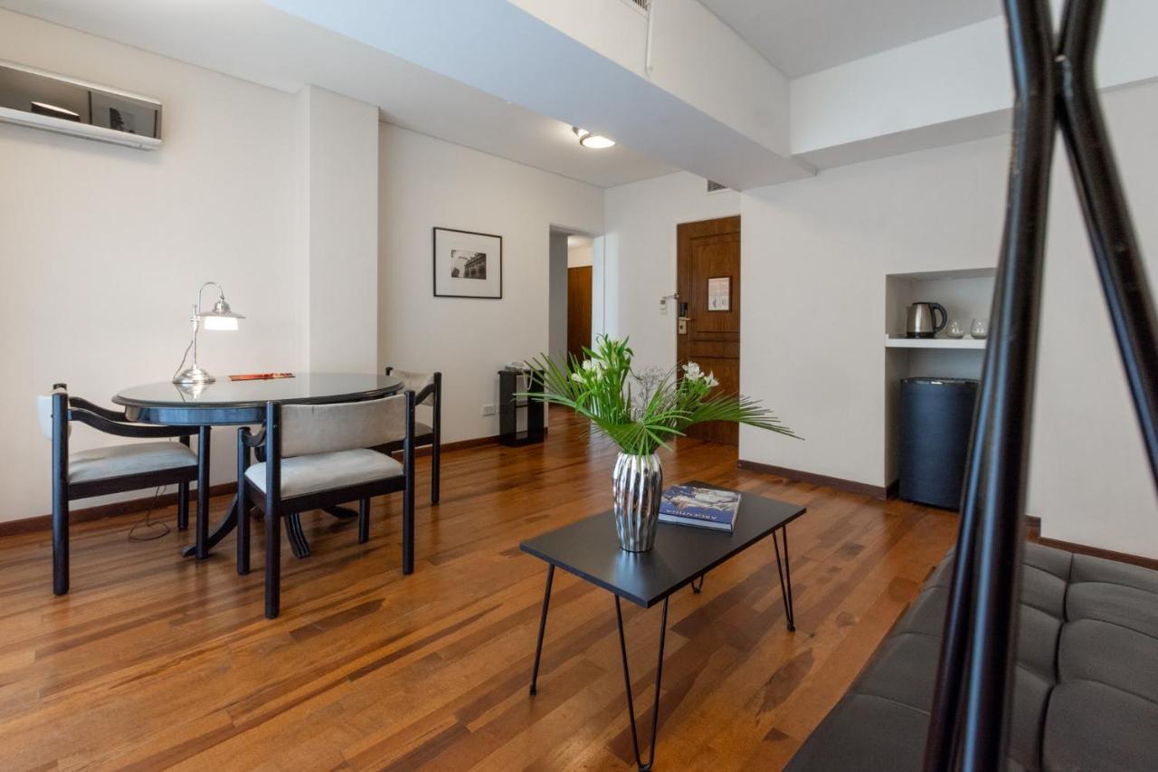Feir'S Park Hotel & Rooftop Buenos Aires Esterno foto A typical apartment